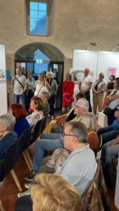 "alles mit links- gepunktet und schraffiert"